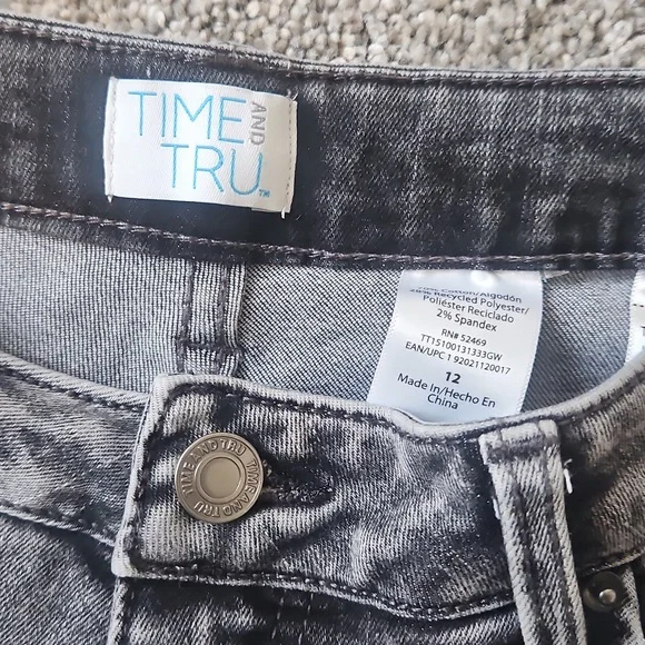 Gray Distressed Denim Shorts - Picture 2 of 2